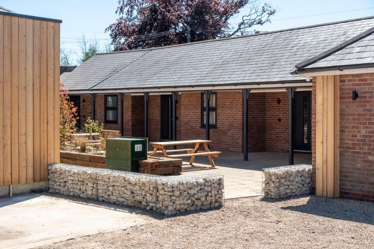 Weeping Willow - Three Tuns Apartments, Pettistree, Wickham Market - By Aldeburgh Coastal Cottages Exteriér fotografie